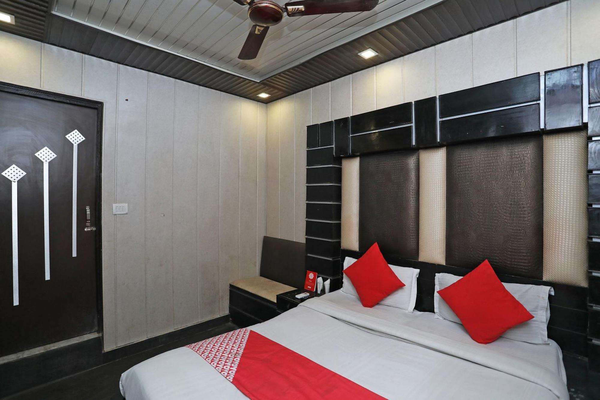 Hotel O Shri Sai International นิวเดลี ภายนอก รูปภาพ